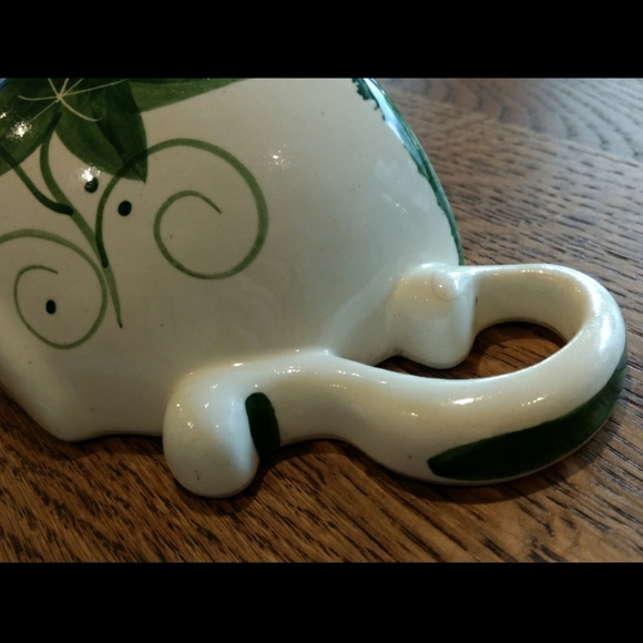 Vintage Ivy Teacup Wall Pocket - Picture 5 of 11